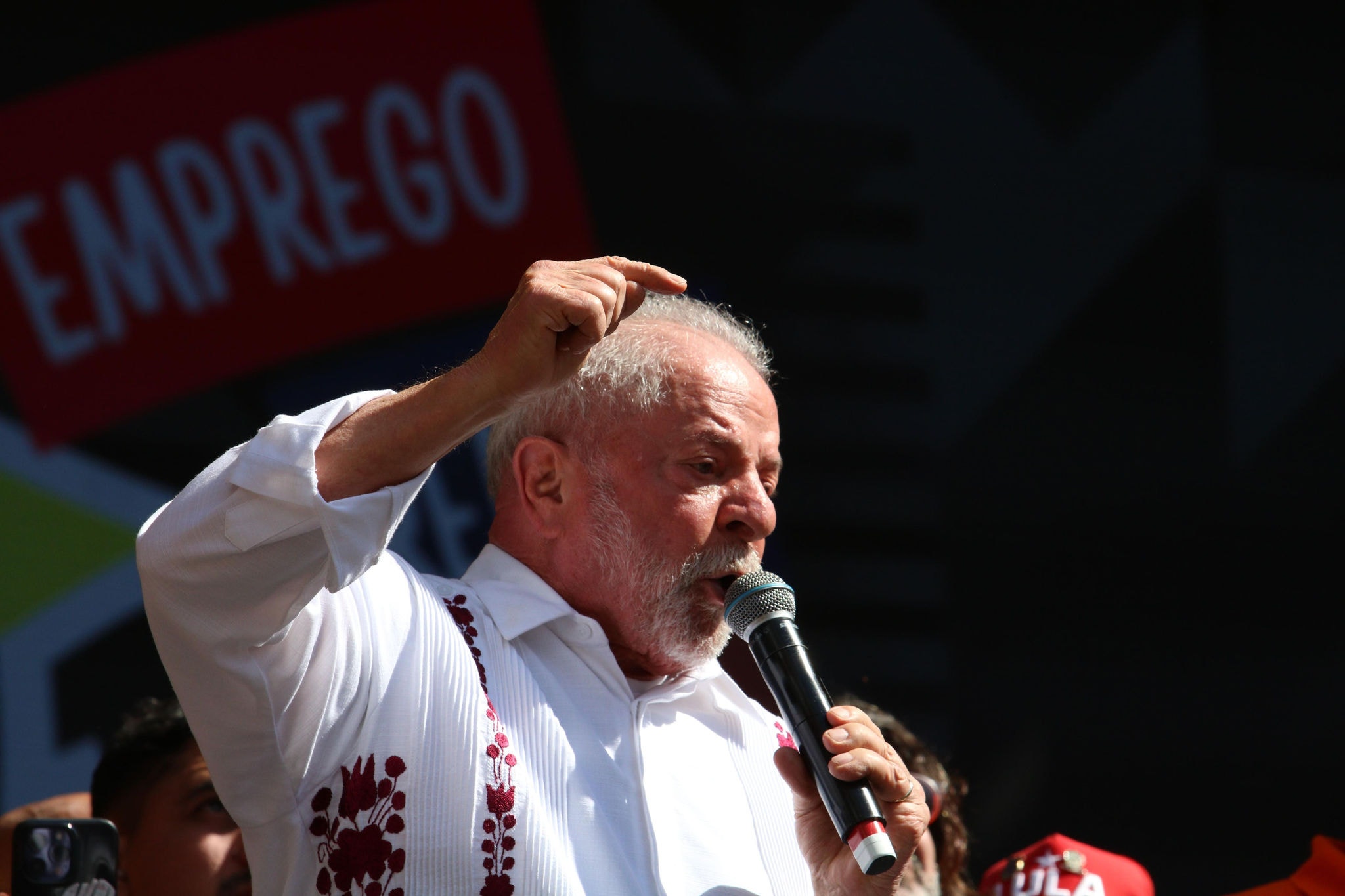 Em 2023, o presidente Lula também participou de ato das centrais sindicais, em São Paulo