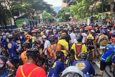 Ciclistas pedalaram até o centro de Belo Horizonte 
