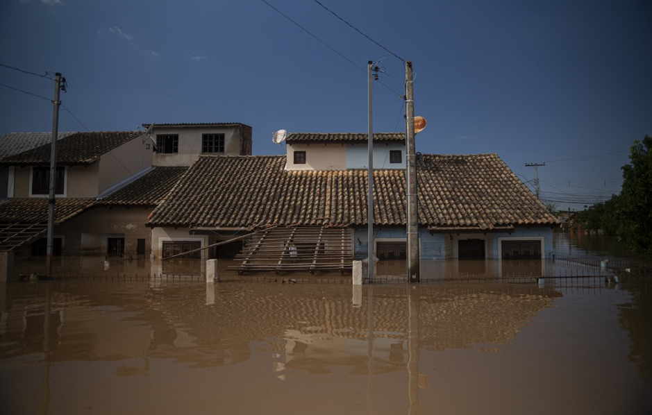 Enchente em Eldorado do Sul chegou quase ao telhado das casas