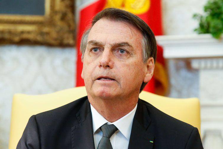 Mais cedo, o porta-voz da Presidência havia afirmado que Bolsonaro não iria revogar o decreto de armas