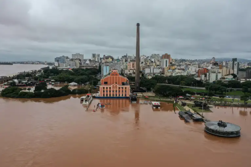 Imagem aérea da egião central de Porto Alegre, debaixo dágua