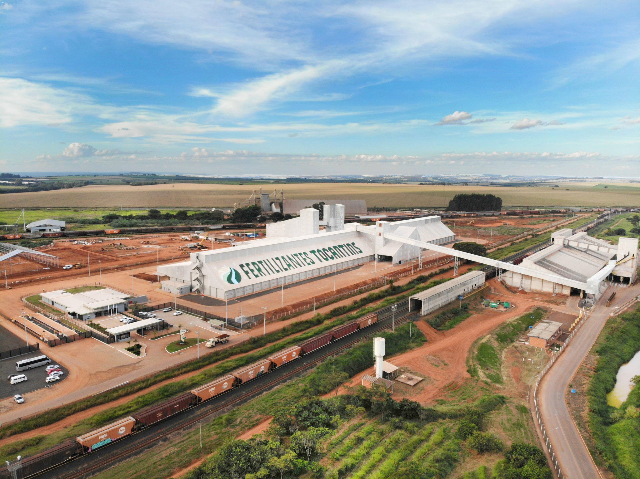 Fábrica da FTO no Triângulo vai produzir 100 mil toneladas de fertilizantes; implantação foi motivada pela demanda interna