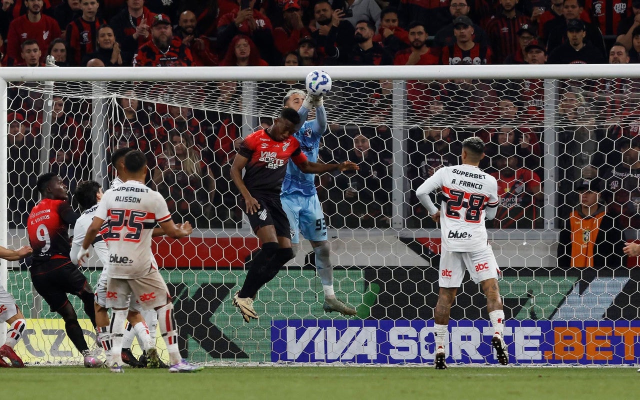 São Paulo foi eliminado nas oitavas de final da Copa do Brasil (Foto: Rubens Chiri/Saopaulofc.net)