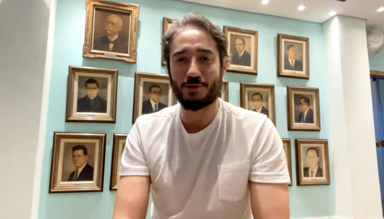 Gabriel afirma que se Fuad não vetar aumento na passagem, ele anulará o contrato
