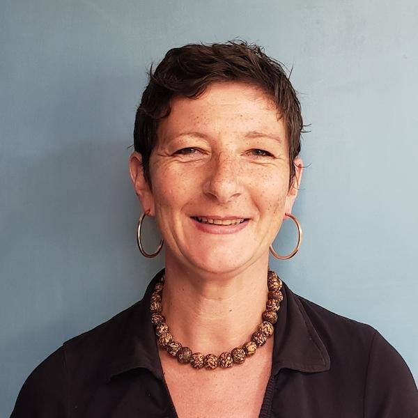 A inglesa Cathy Skipper traz um novo olhar para esta fase complexa da vida da mulher