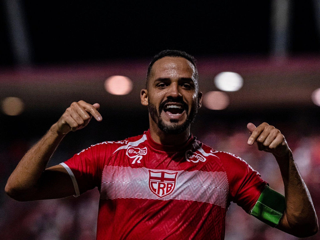Veterano Anselmo Ramon, ex-Cruzeiro, é a referência ofensiva do CRB