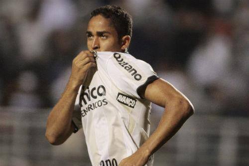 Jorge Henrique chegou ao Corinthians em 2009
