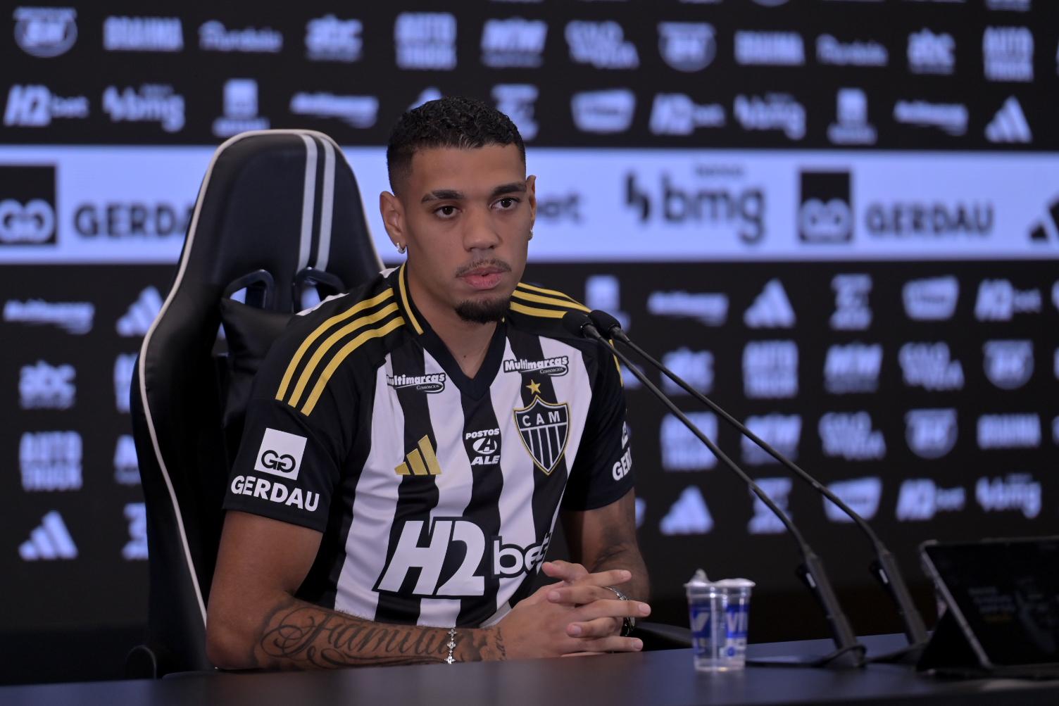 Ruan em sua apresentação no Galo