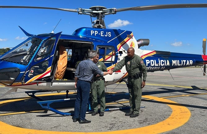 Governo de Minas enviou dois helicópteros para o Rio Grande do Sul para ajudar nos trabalhos de resgate das vítimas