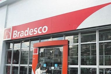 O banco reforça que os valores permanecem íntegros e está trabalhando para normalizar a visualização o mais rápido possível