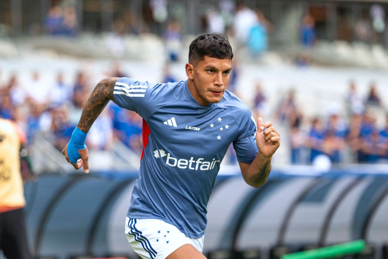 Romero pode ficar de fora da viagem para Salvador 