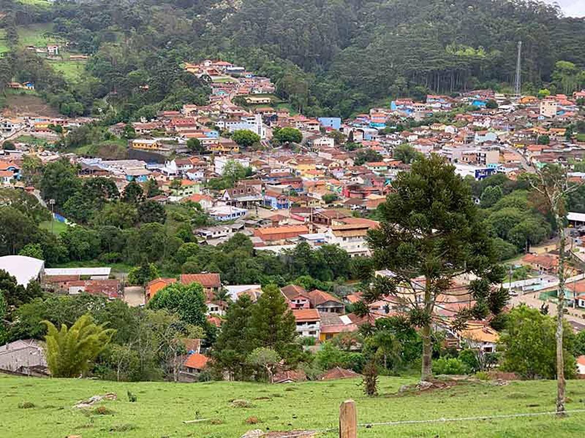 Na foto, Gonçalves, na serra da Mantiqueira, que oferece turismo de experiência