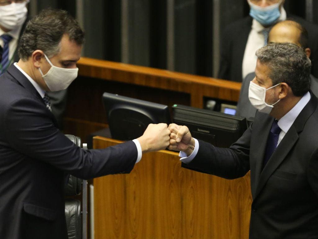 Presidente do Senado e presidente da Câmara dos Deputados