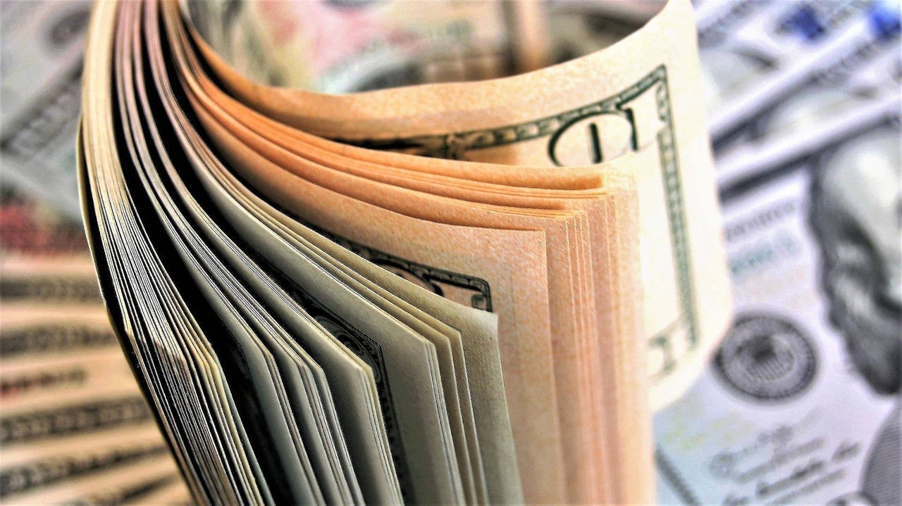 Na segunda-feira (16/12), o dólar atingiu o seu recorde nominal