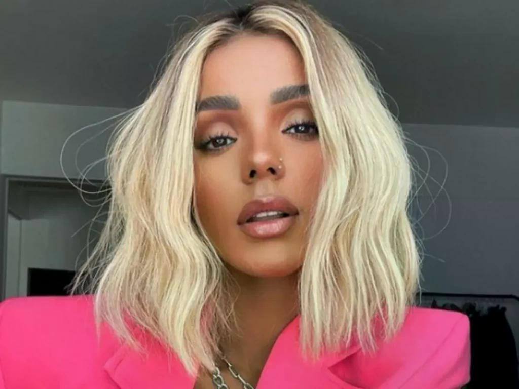 De biquíni, Brunna Gonçalves destaca ‘corpo perfeito’ na web: “Plena”