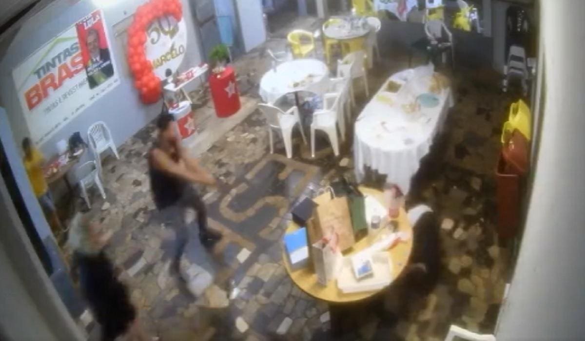 Bolsonarista invade festa, mata petista e também é atingido em Foz do Iguaçu