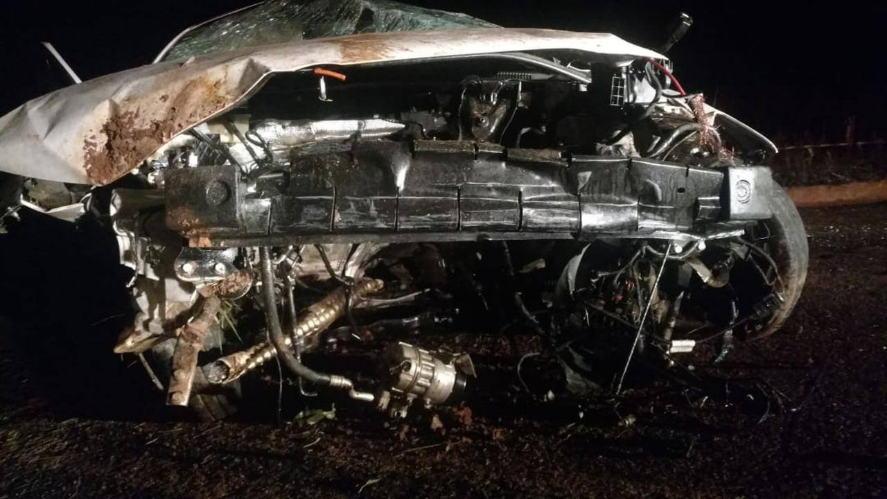  Homem morre ao ser arremessado de carro em acidente na BR-353