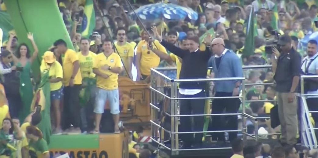 Bolsonaro participa de ato em Copacabana durante o 7 de setembro