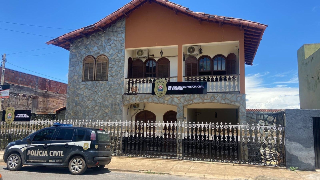 Fachada da delegacia de Corinto