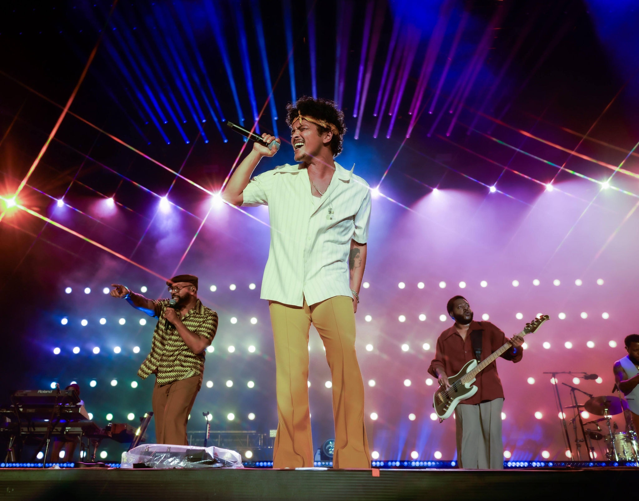 Bruno Mars encerra a turnê 'Live In Brazil' nesta terça-feira (5/11), em Belo Horizonte