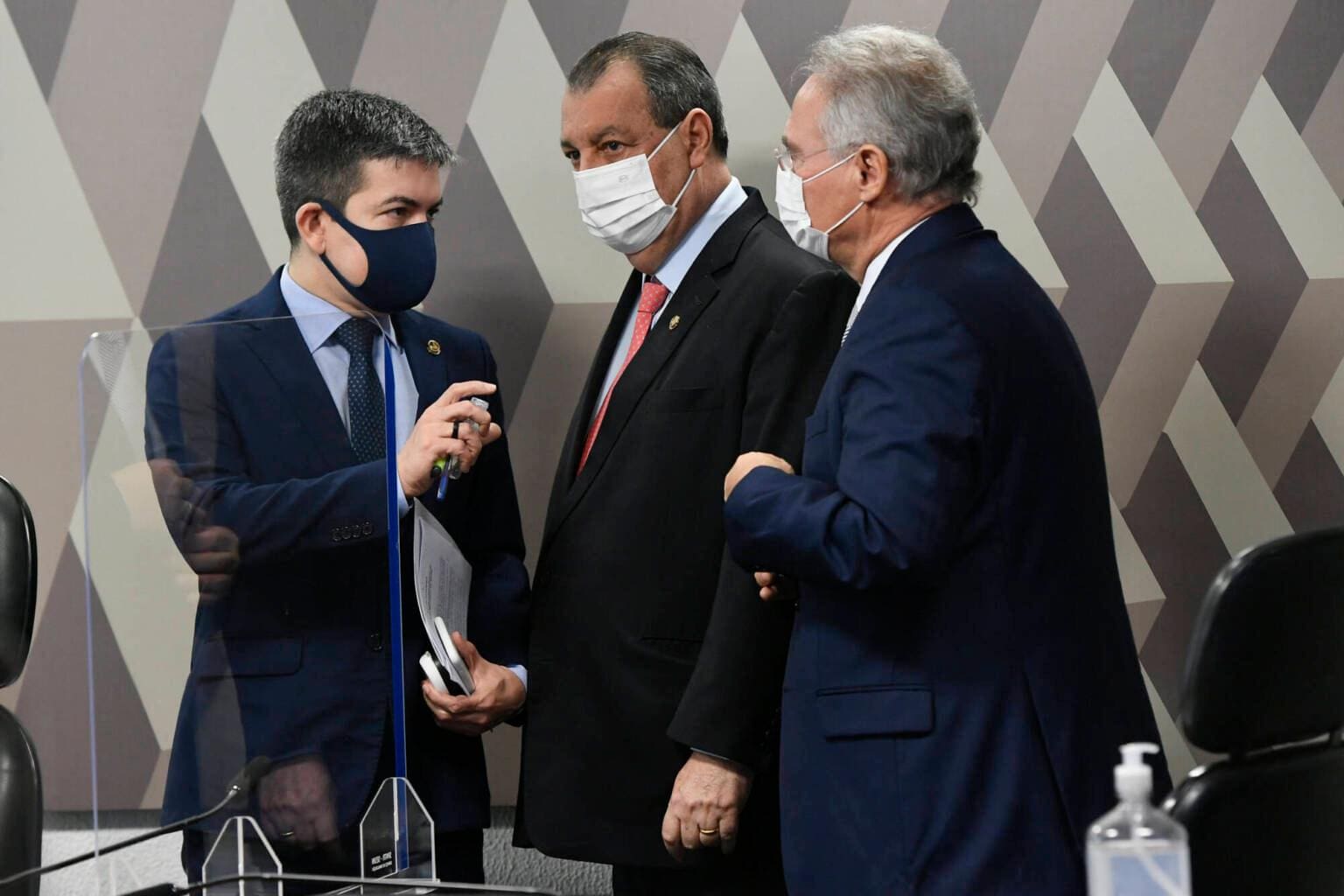 Randolfe Rodrigues, Omar Aziz e Renan Calheiros