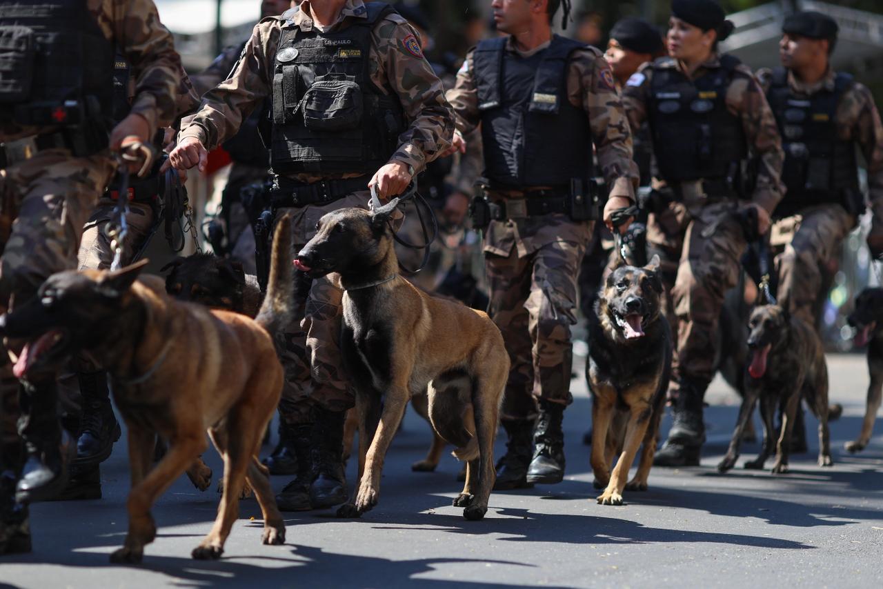 Desfile do Dia da Independência do Brasil teve a participação das diversas forças de segurança que atuam em Minas