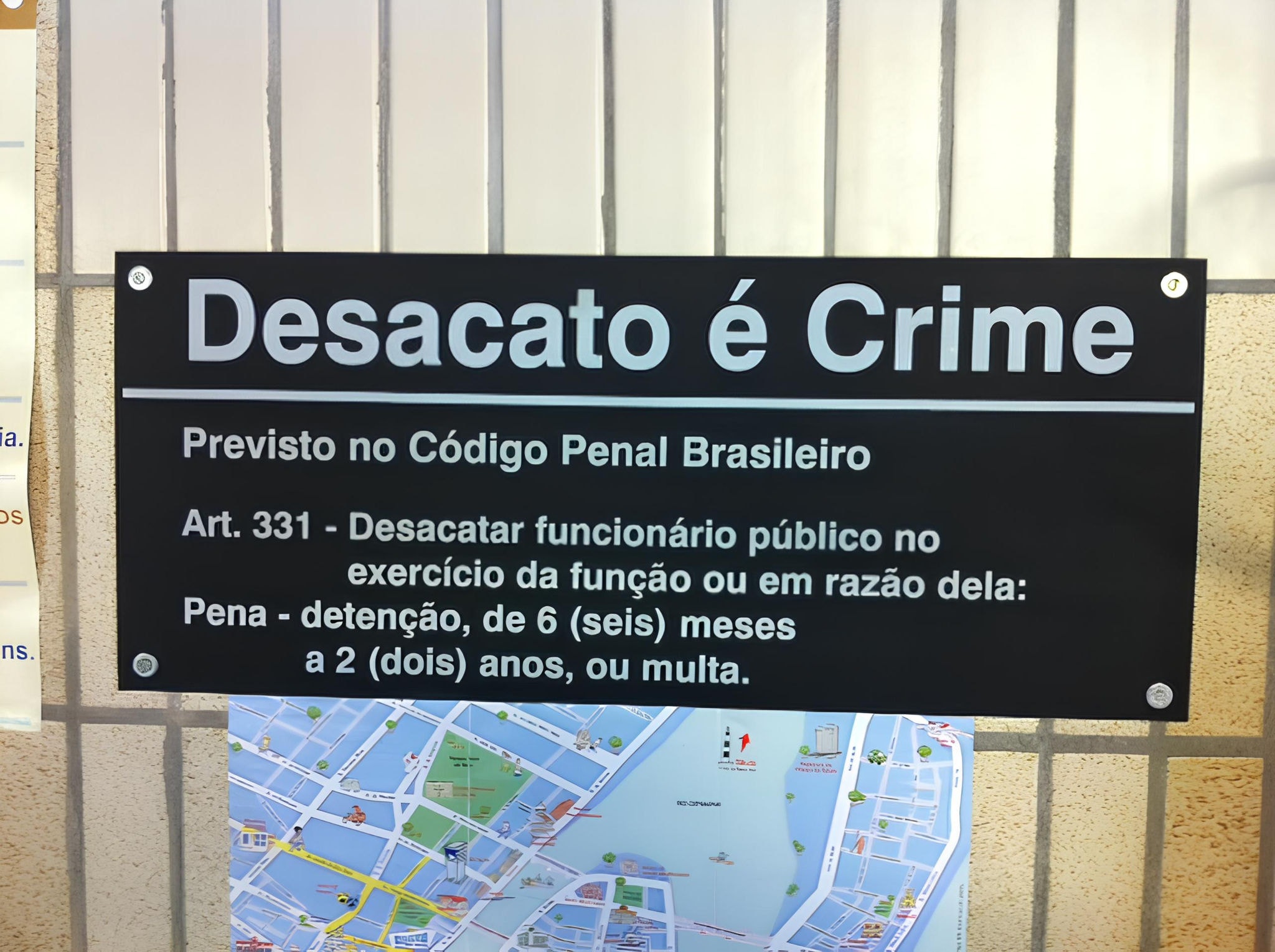 Mulher que xingou PM de “vagabundo” e manteve som alto do carro é condenada