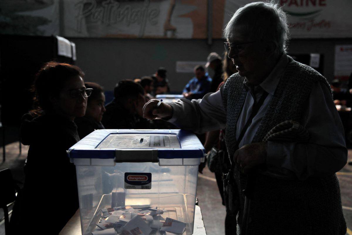 Plebiscito no Chile aconteceu neste domingo (17)