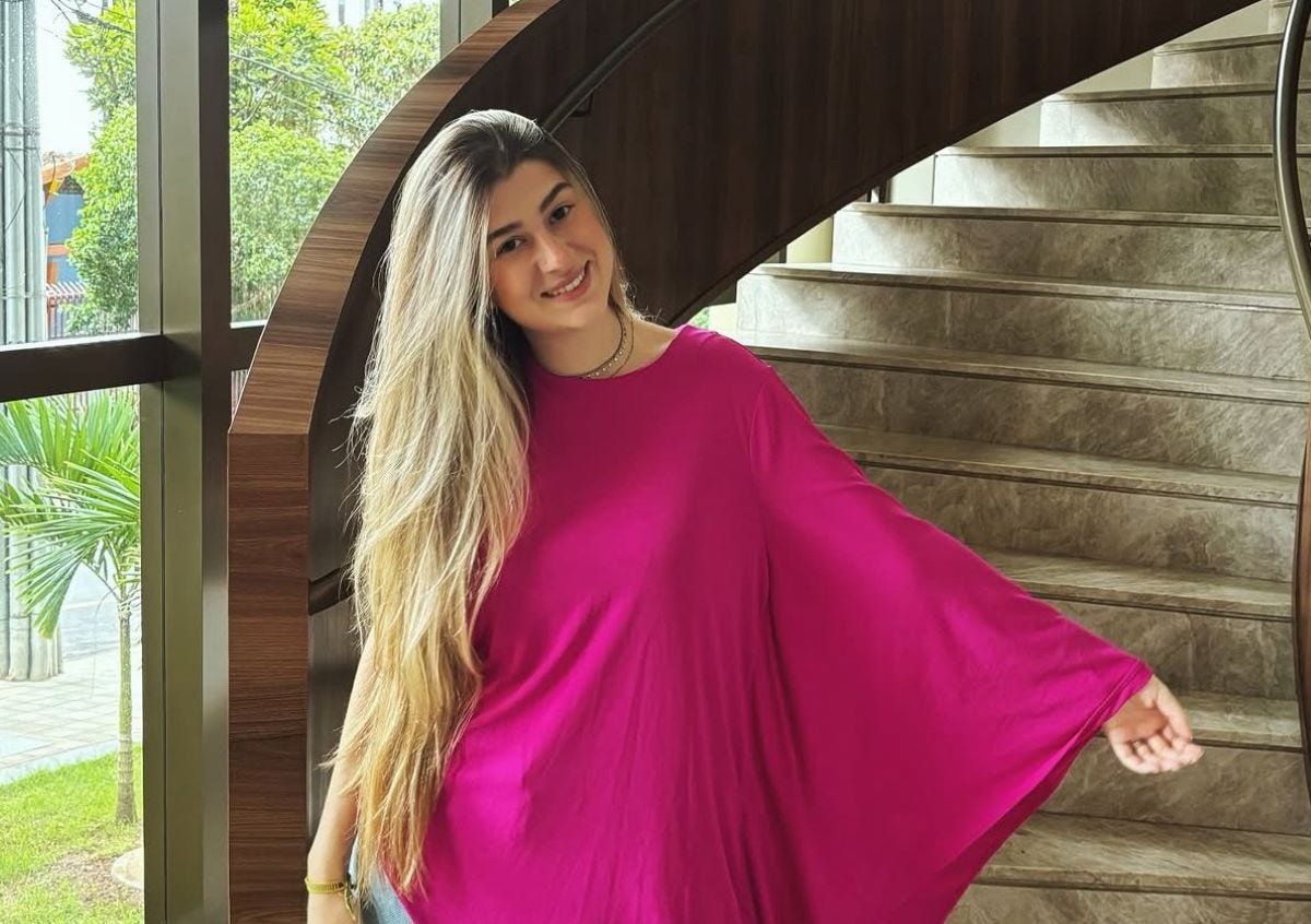 Brunna Ribeiro de Castro Rosas, de 22 anos, estava no oitavo período do curso de jornalismo  