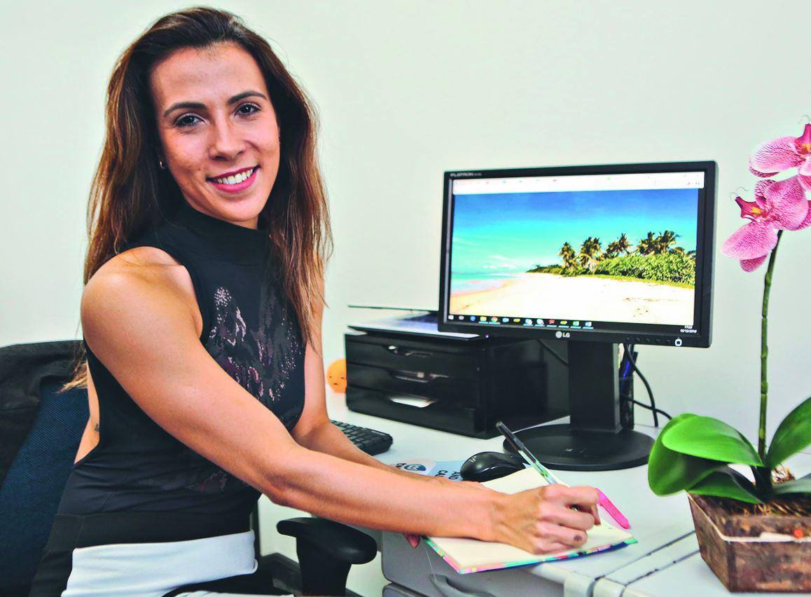 Mudança de planos Com a alta do dólar, Isabelle Fraga e o namorado resolveram viajar para um destino nacional neste réveillon