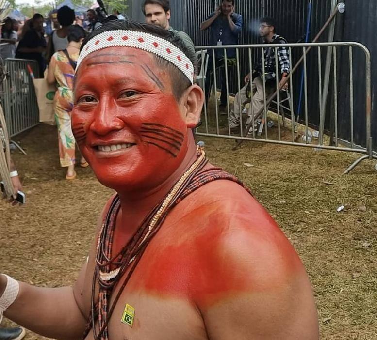 Bushe Matis, coordenador da União dos Povos Indígenas do Vale do Javari (Univaja), relata que cestas básicas com carne não foram entregues em aldeias