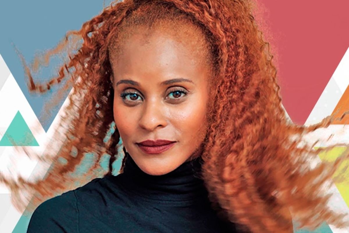 A cantora Aline Wirley explicou a sua decisão de deixar o grupo Rouge na rede social