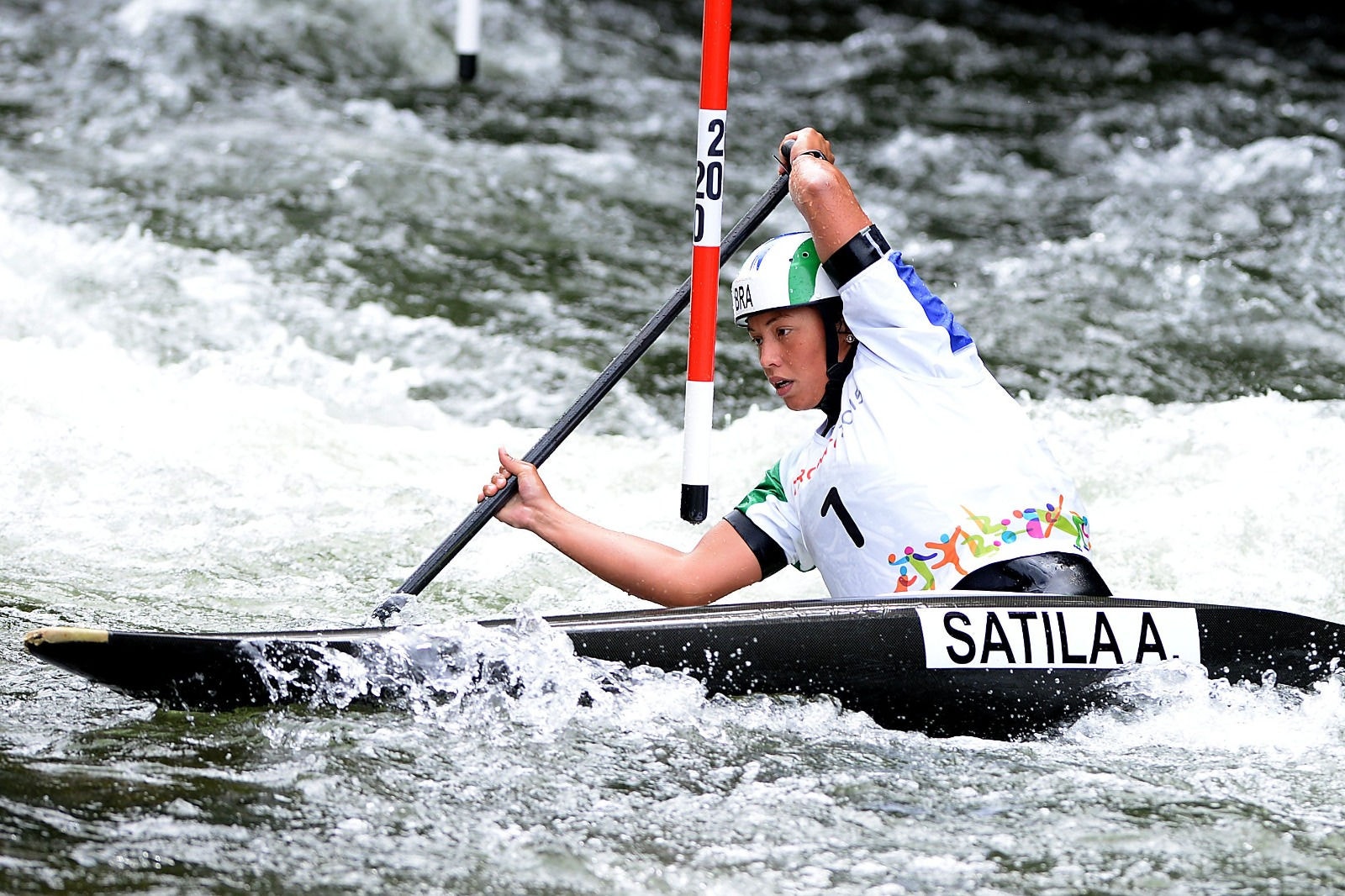 Ana Sátila vai competir no caiaque-cross em Paris-2024