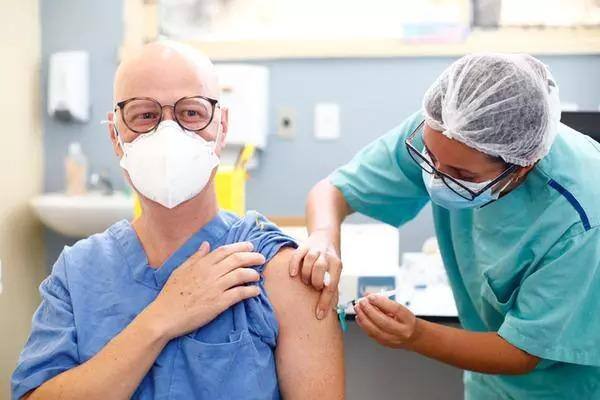 Covid: BH completa 1 ano de vacinação com 81,8% de vacinados com 2 doses