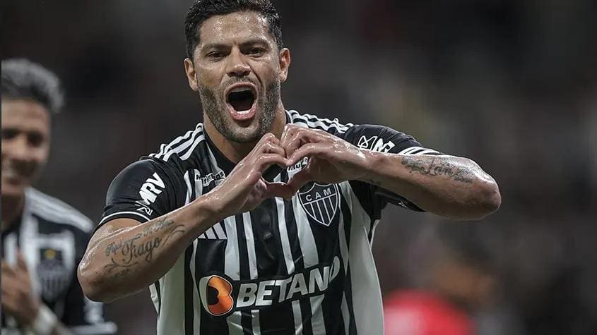 Cena repetida, para delírio da Massa: Hulk comemora gol pelo Atlético