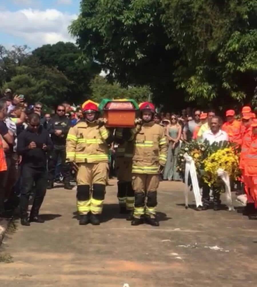 Tenente foi enterrado com as homenagens do Corpo de Bombeiros