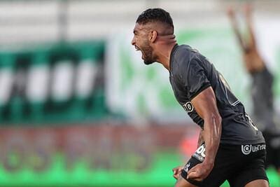 Nathan Silva comemora um de seus gols pelo Atlético, na campanha do título Brasileiro de 2021