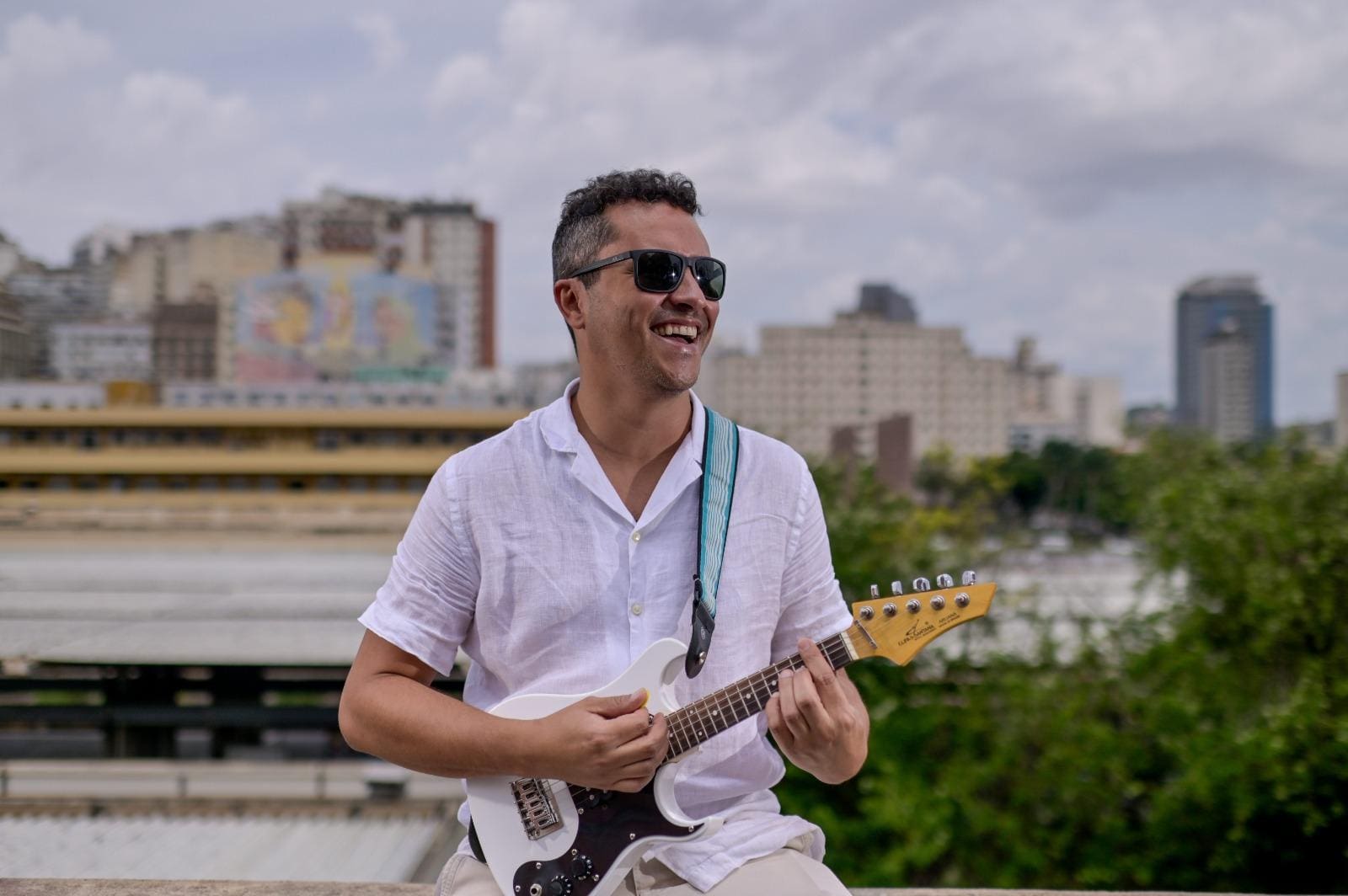Músico Marcos Frederico começou a compor marchinhas por conta do futebol e, no ano passado, enalteceu conquista do Galo