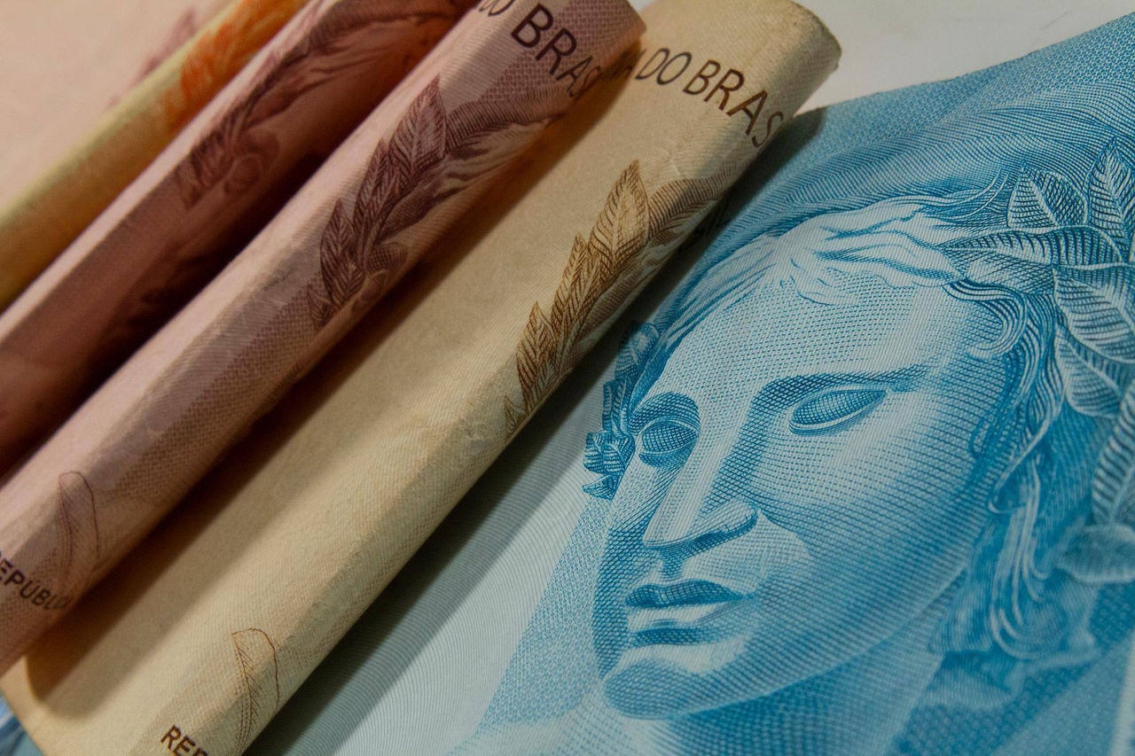 Guardar dinheiro é um passo importante para garantir futuro mais seguro