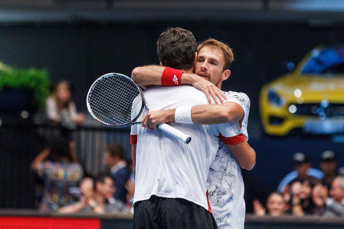 Marcelo Melo e Kubot caem na semifinal em Viena 