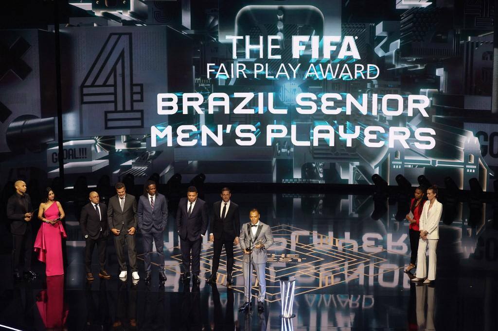 Na edição 2024, ações de combate ao racismo promovidas por ex-jogadores da seleção brasileira como Cafu, Ronaldo, Roberto Carlos, entre outros, ganhou destaque no The Best, da Fifa