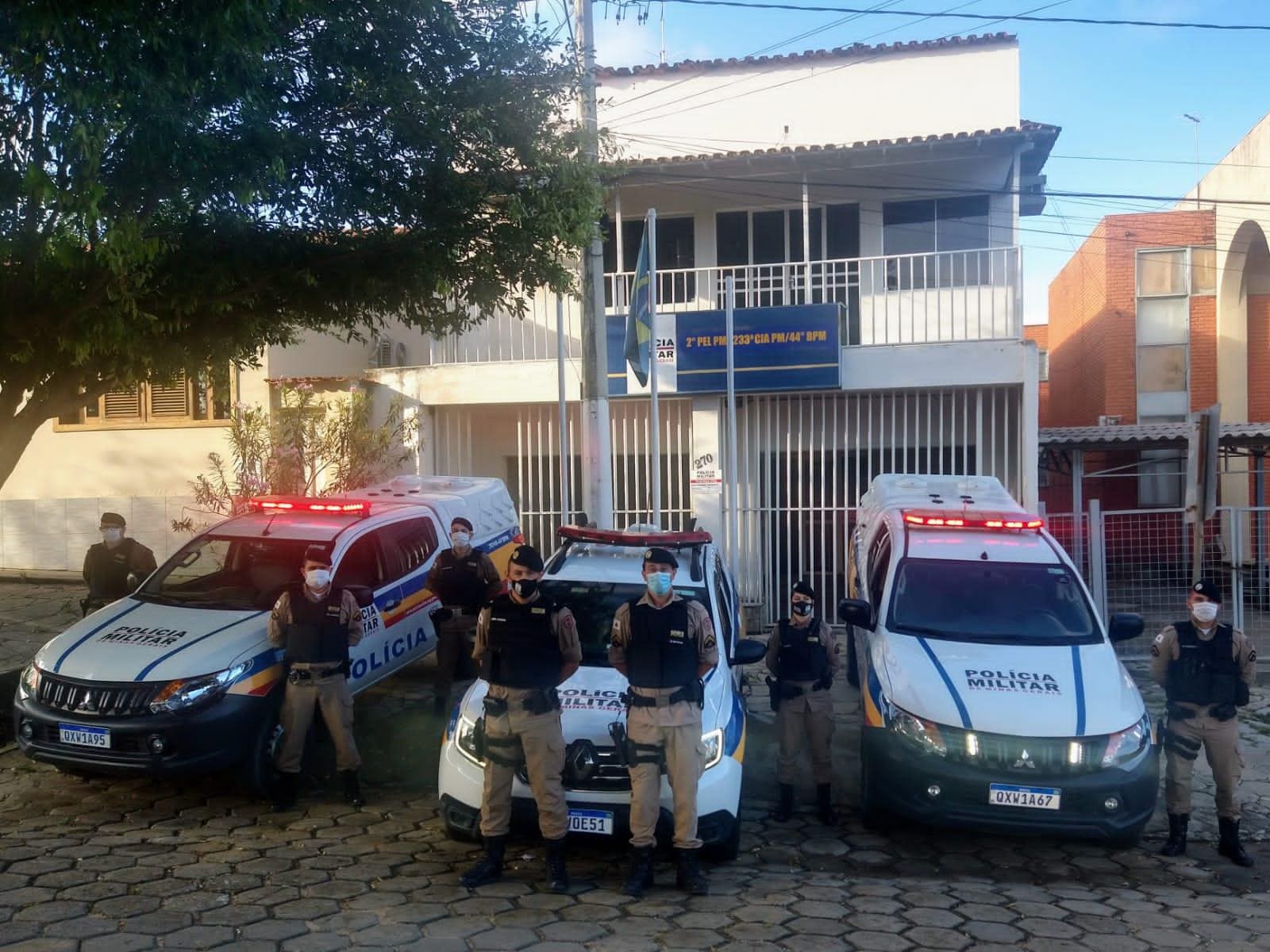 Um dos suspeitos foi preso e os outros ainda são procurados