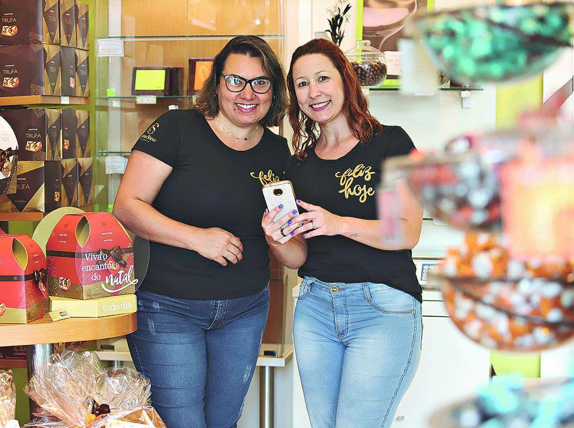 Descoberta Irmãs e sócias, Alessandra e Rúbia investiram em redes sociais e já percebem, na loja física, o retorno que vem do digital