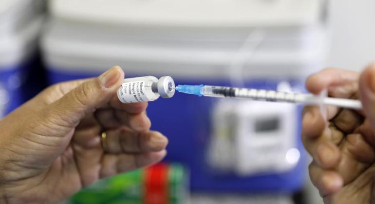 Os imunizantes estarão disponíveis nos 152 centros de saúde do município
