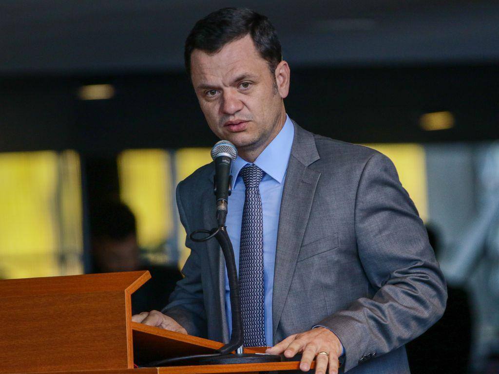 Segundo a Polícia Federal, Anderson Torres estava em grupo que recebia boletins sobre ato para "tomada de poder" em Brasília