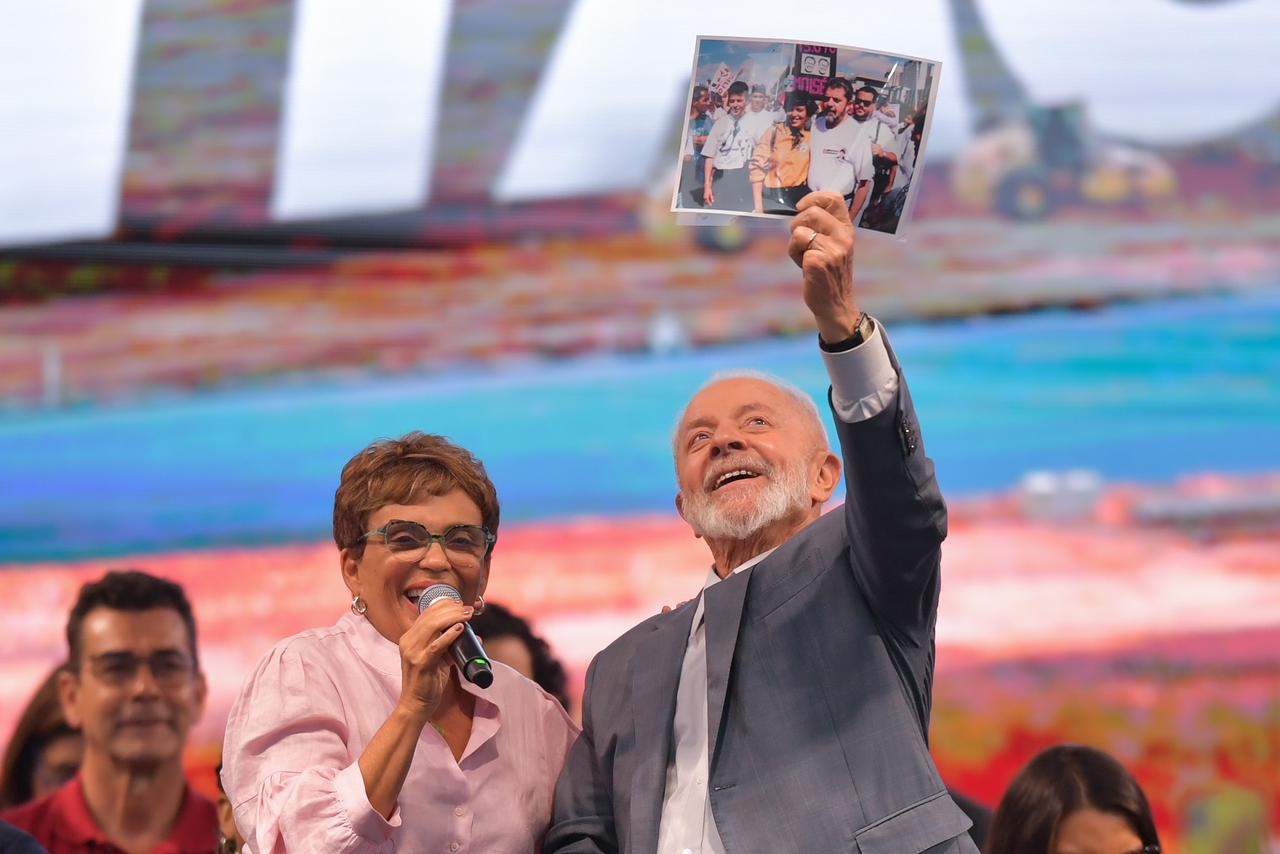 Lula e Marília Campos trocaram elogios durante agenda do presidente em Contagem