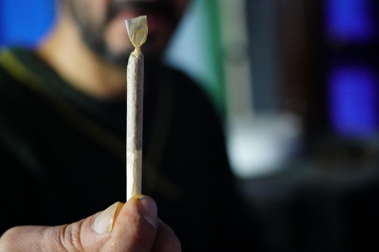 DEA recomenda que maconha seja considerada droga menos perigosa