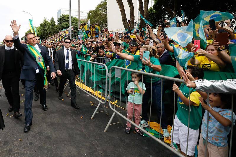 Na imagem, o presidente da República, Jair Bolsonaro (PL), durante desfile do 7 de setembro