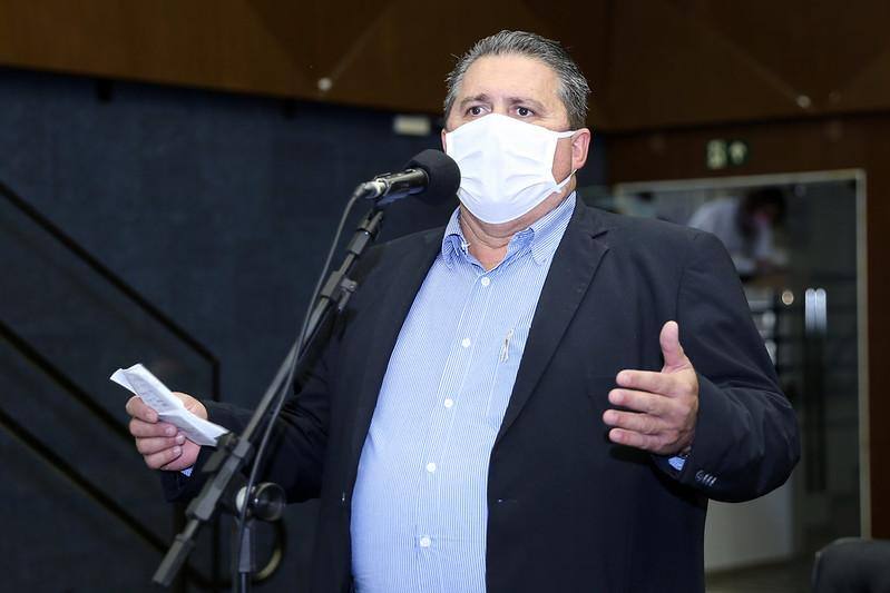 Vereador da base de Kalil não paga IPTU e recebe carta de cobrança da prefeitura
