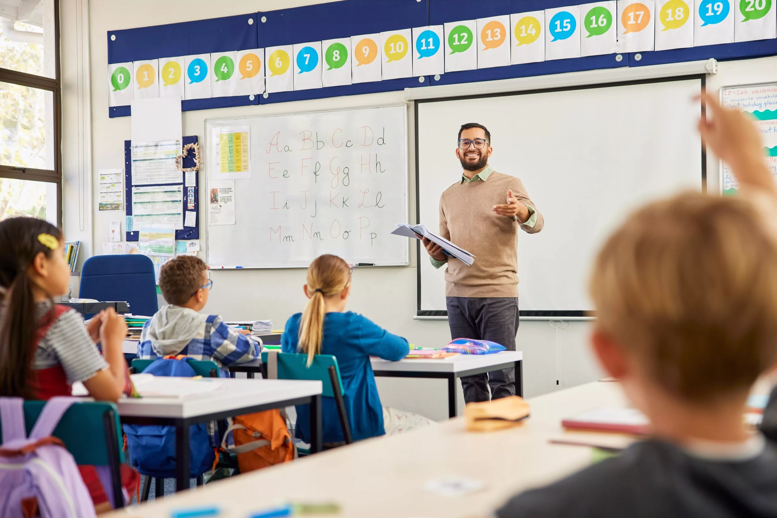 Governo cria plano para evitar que alunos abandonem o Ensino Médio